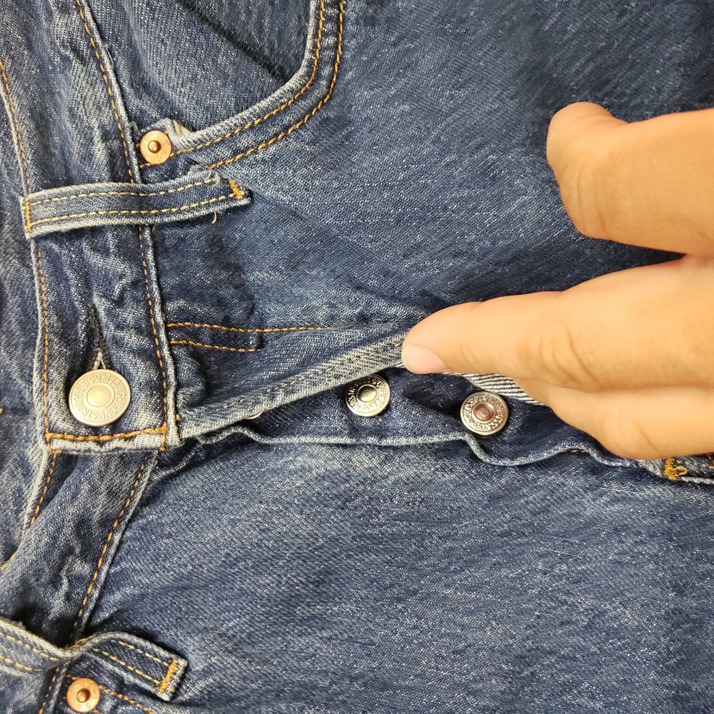 Levis 501 Shorts Womens 29 Blue High Rise Button Fly Denim Cut Off Medium Wash - Picture 4 of 10